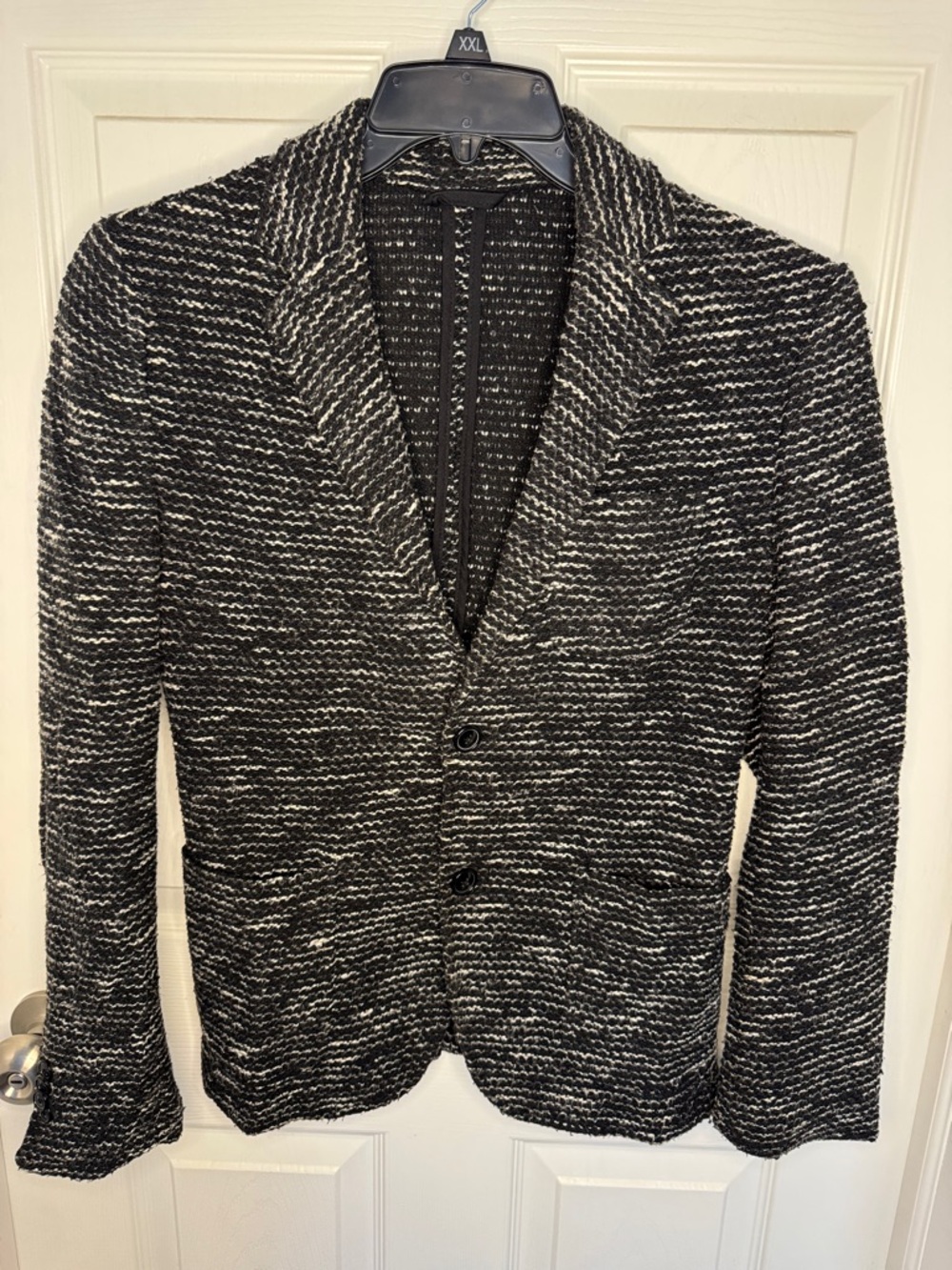 EUC Woman’s Black & Silver Knit Blazer